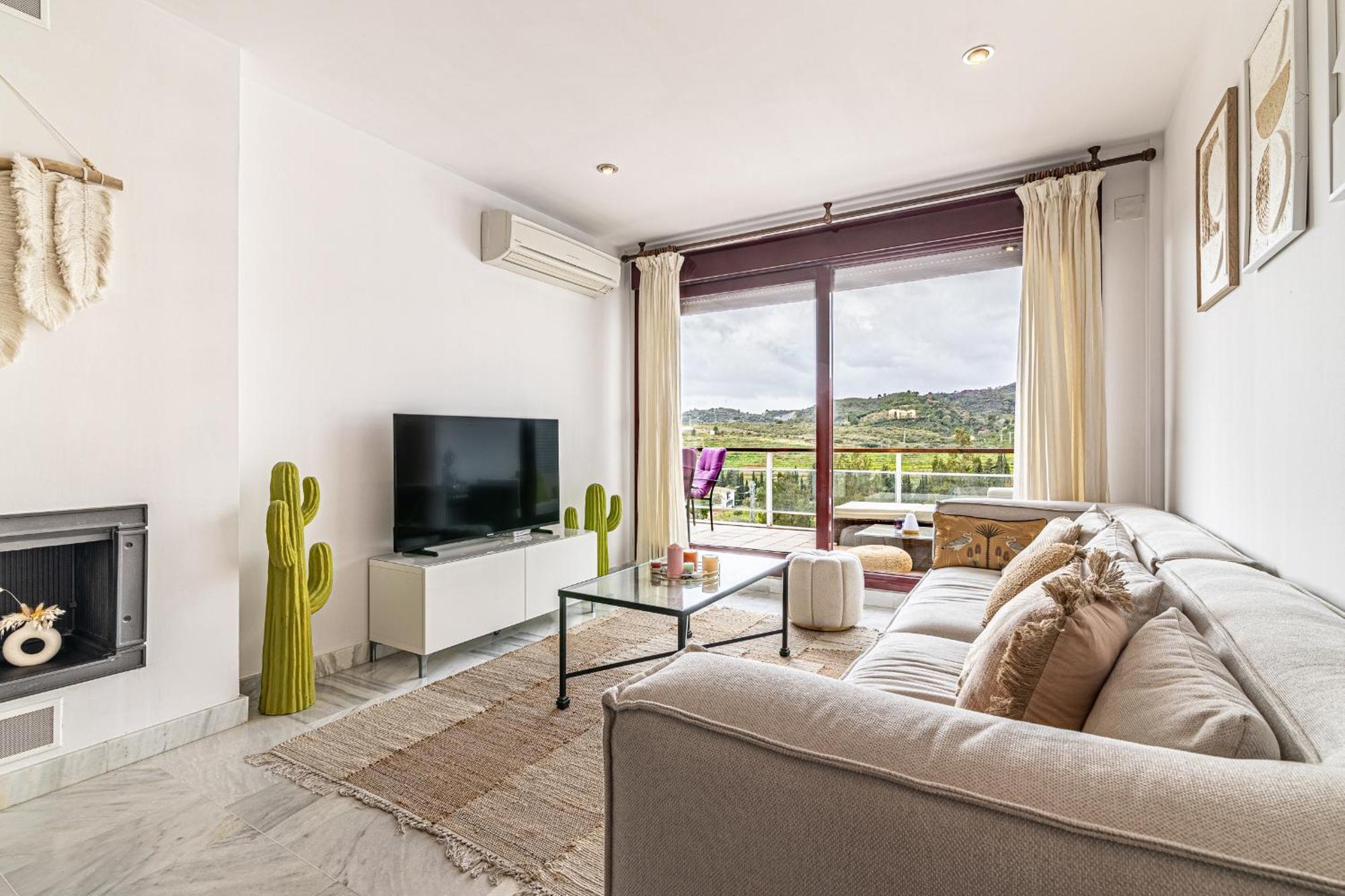 Rentitspain Apartamento Charming Gym, Jacuzzi Y Balcon 에스테포나 외부 사진