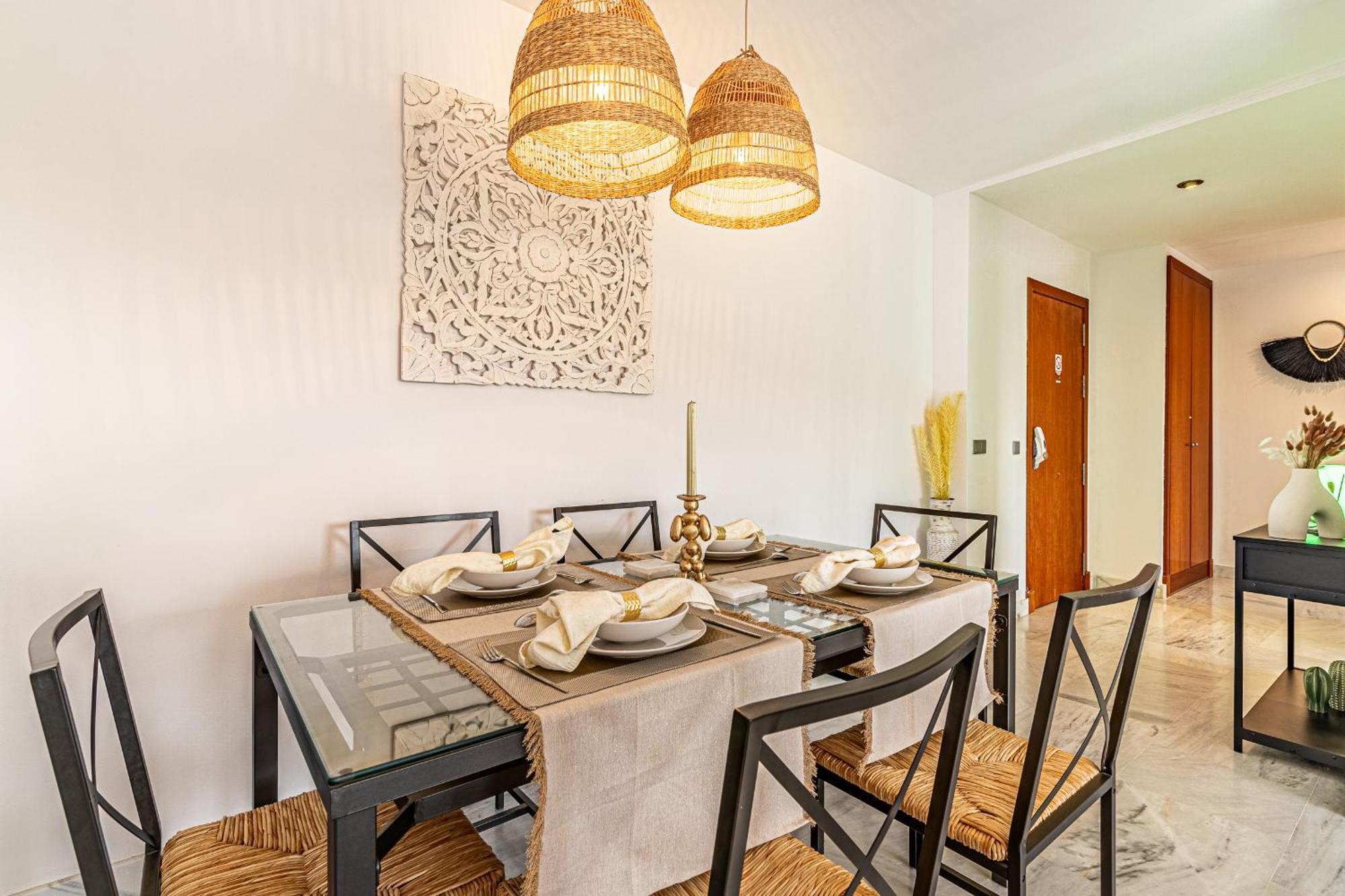 Rentitspain Apartamento Charming Gym, Jacuzzi Y Balcon 에스테포나 외부 사진